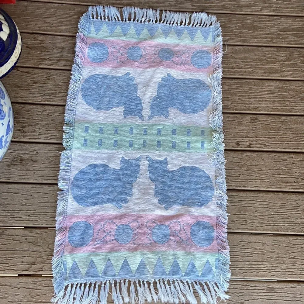 Vintage Baht Mat